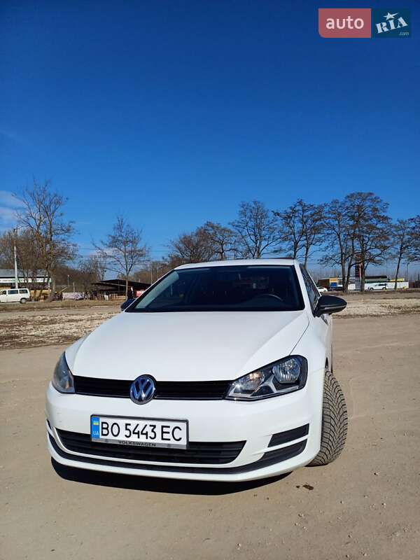 Хетчбек Volkswagen Golf 2013 в Тернополі