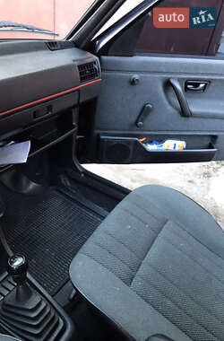 Хетчбек Volkswagen Golf 1991 в 