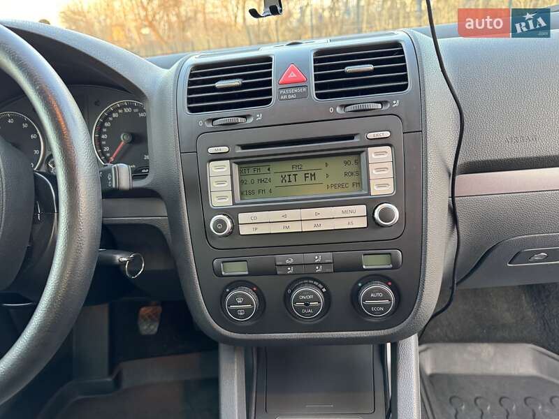 Универсал Volkswagen Golf 2007 в Виннице