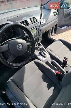 Хэтчбек Volkswagen Golf 2005 в Краматорске