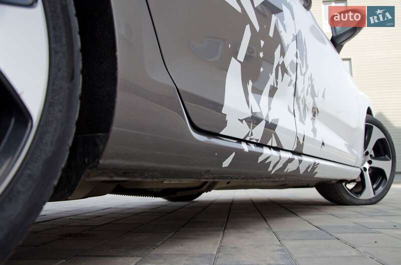 Універсал Volkswagen Golf 2015 в Сарнах