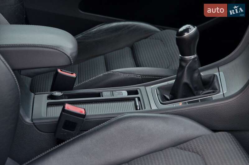 Універсал Volkswagen Golf 2015 в Сарнах