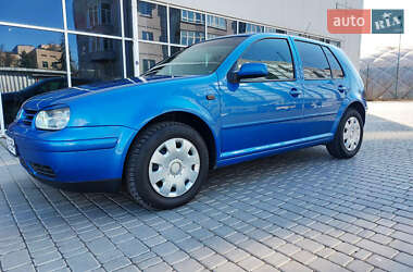 Хэтчбек Volkswagen Golf 1999 в Умани