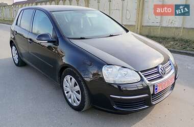 Хетчбек Volkswagen Golf 2008 в Калуші