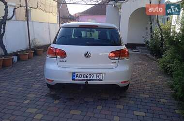 Хэтчбек Volkswagen Golf 2011 в Мукачево