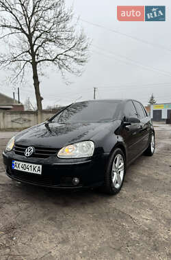 Хэтчбек Volkswagen Golf 2006 в Валках