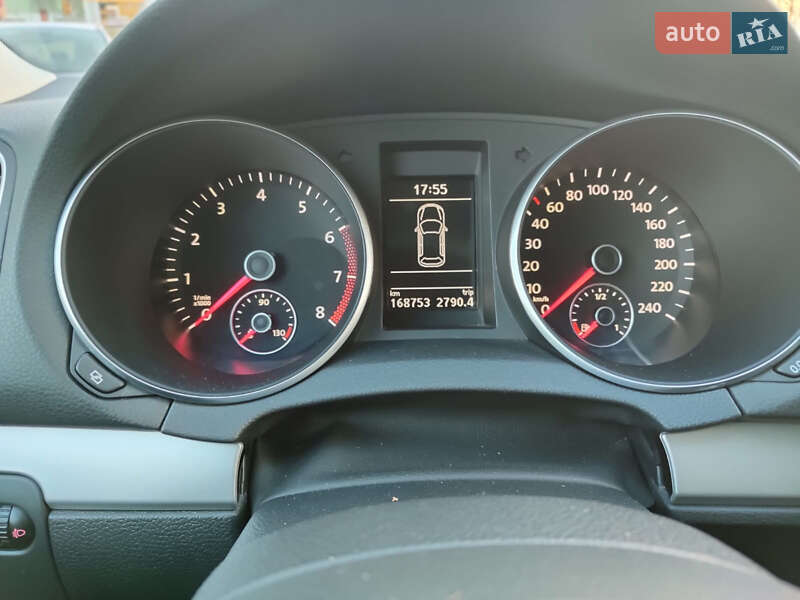 Хетчбек Volkswagen Golf 2010 в Луцьку