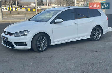 Универсал Volkswagen Golf 2016 в Днепре