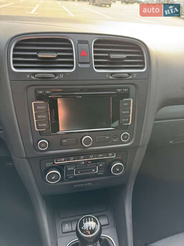 Хетчбек Volkswagen Golf 2012 в Вінниці