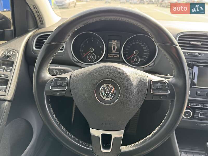 Хетчбек Volkswagen Golf 2012 в Вінниці