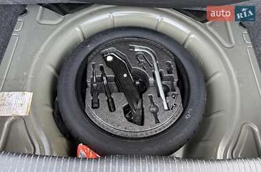 Хэтчбек Volkswagen Golf 2012 в 