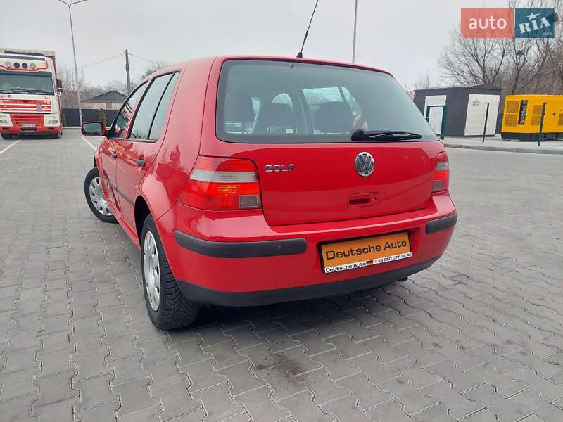 Хетчбек Volkswagen Golf 2003 в Одесі