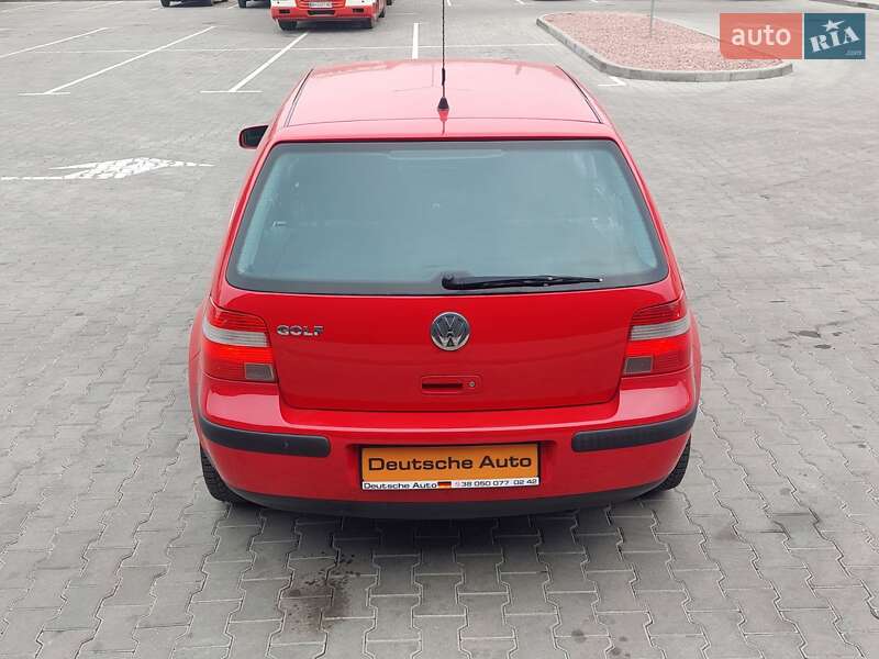 Хетчбек Volkswagen Golf 2003 в Одесі