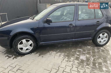 Хетчбек Volkswagen Golf 1998 в 