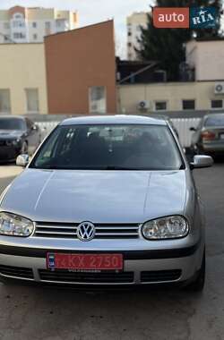 Хэтчбек Volkswagen Golf 2002 в Каменец-Подольском