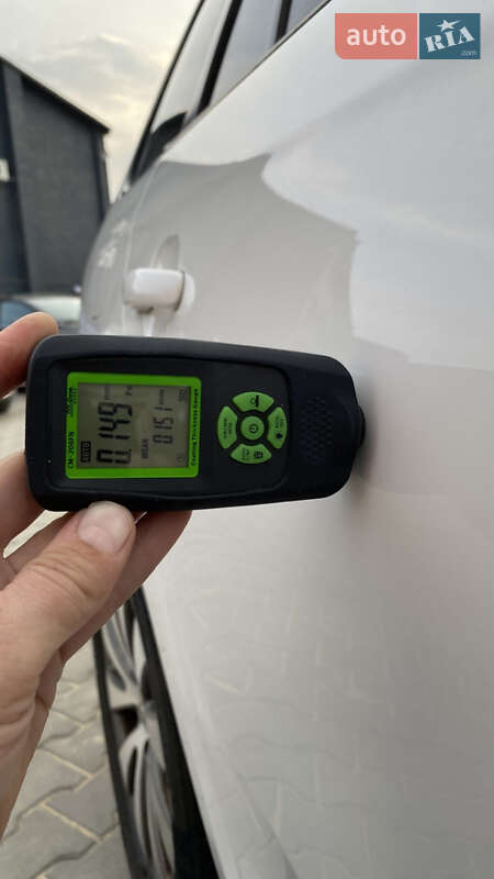 Универсал Volkswagen Golf 2011 в Луцке