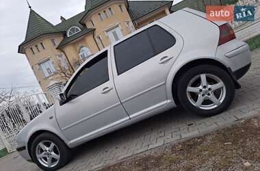 Хэтчбек Volkswagen Golf 1999 в Черновцах