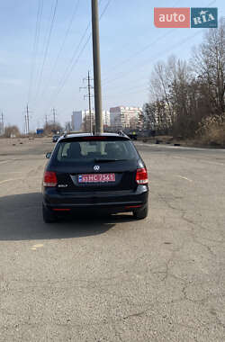 Универсал Volkswagen Golf 2009 в 