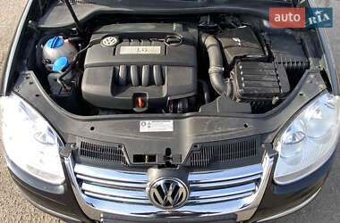 Универсал Volkswagen Golf 2009 в 