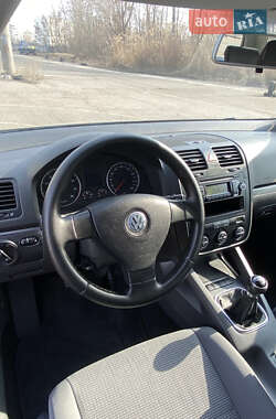 Универсал Volkswagen Golf 2009 в 