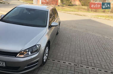 Хэтчбек Volkswagen Golf 2014 в Запорожье