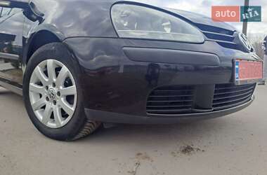 Хэтчбек Volkswagen Golf 2004 в Славуте