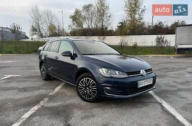 Универсал Volkswagen Golf 2015 в Ужгороде