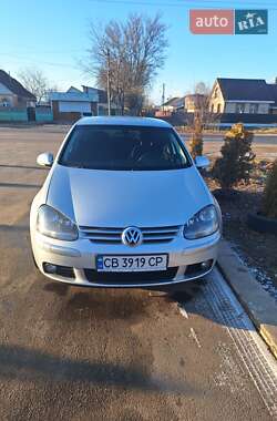 Хэтчбек Volkswagen Golf 2008 в 