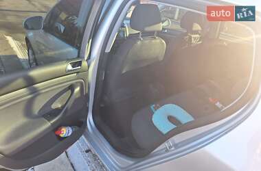 Хэтчбек Volkswagen Golf 2008 в 