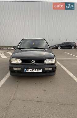 Хэтчбек Volkswagen Golf 1994 в Полтаве