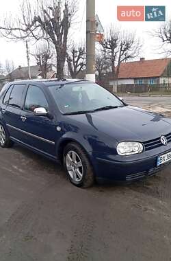 Хэтчбек Volkswagen Golf 2001 в Славуте