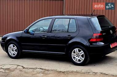 Хетчбек Volkswagen Golf 2002 в Полтаві