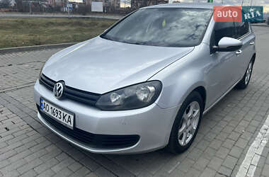 Хетчбек Volkswagen Golf 2009 в Мукачевому