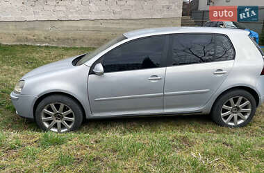 Хэтчбек Volkswagen Golf 2007 в 