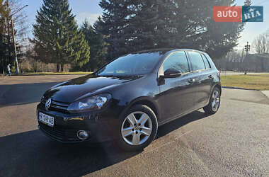 Хетчбек Volkswagen Golf 2009 в Рівному