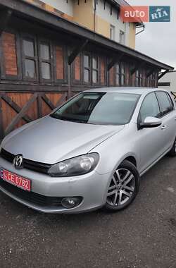 Хетчбек Volkswagen Golf 2009 в Тисмениці