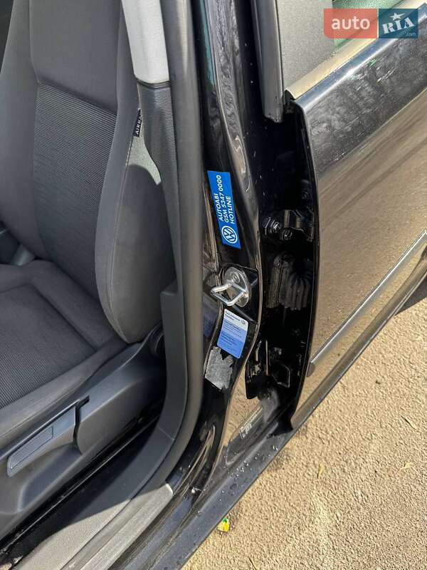 Хэтчбек Volkswagen Golf 2005 в Бердичеве