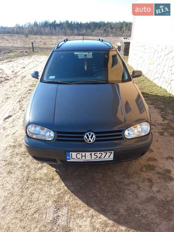 Універсал Volkswagen Golf 2000 в 