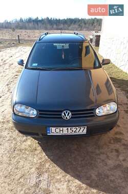 Універсал Volkswagen Golf 2000 в 