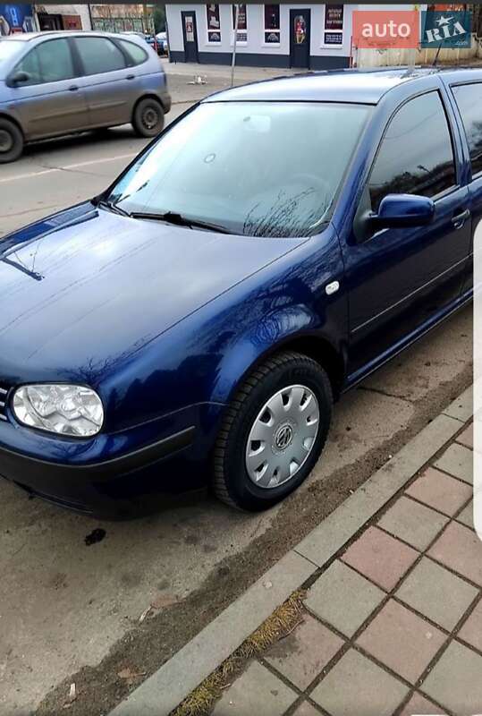 Volkswagen Golf 2000