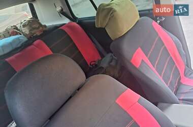 Хэтчбек Volkswagen Golf 1997 в 
