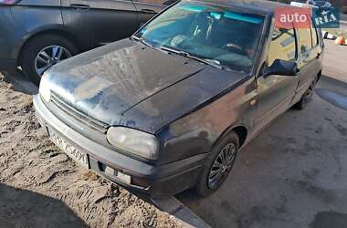Хэтчбек Volkswagen Golf 1997 в 