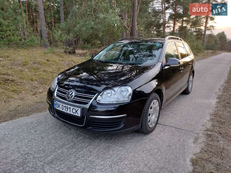 Універсал Volkswagen Golf 2007 в Вараші