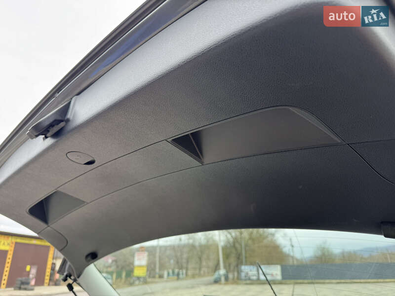 Хетчбек Volkswagen Golf 2007 в Сваляві