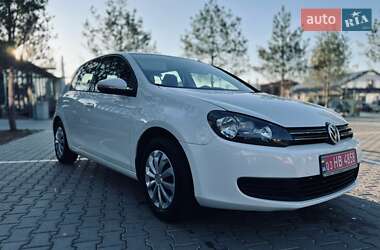 Хетчбек Volkswagen Golf 2009 в Рівному