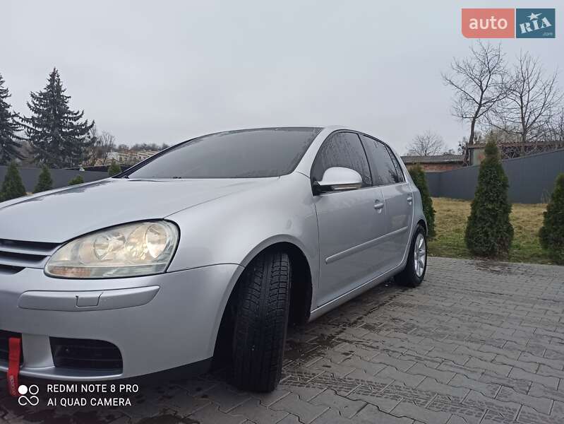 Хэтчбек Volkswagen Golf 2005 в Черновцах фото 3 Хэтчбек Volkswagen Golf 2005 в Черновцах