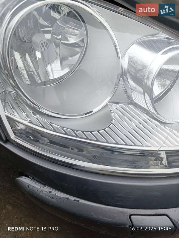 Хетчбек Volkswagen Golf 2005 в Харкові