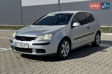 Хетчбек Volkswagen Golf 2005 в Івано-Франківську