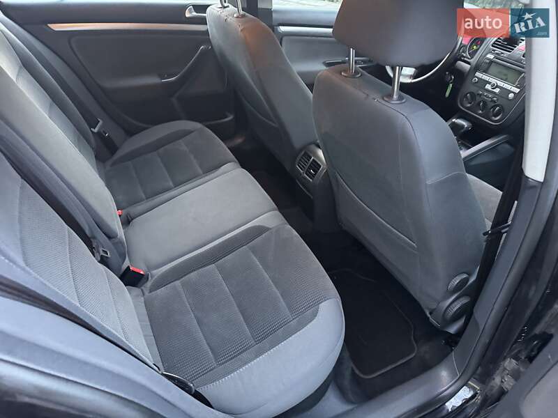 Универсал Volkswagen Golf 2007 в Шепетовке