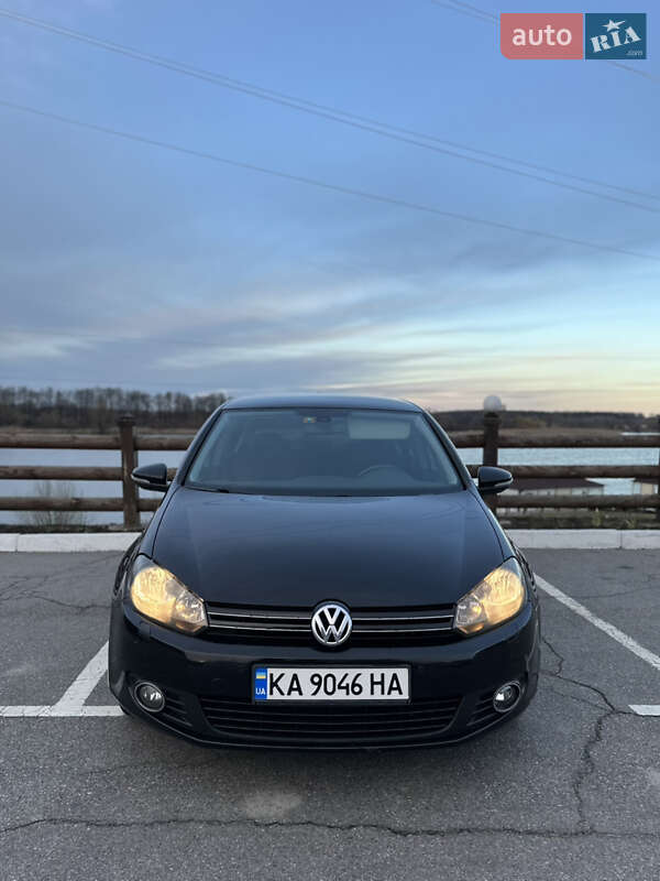 Хэтчбек Volkswagen Golf 2008 в Белой Церкви